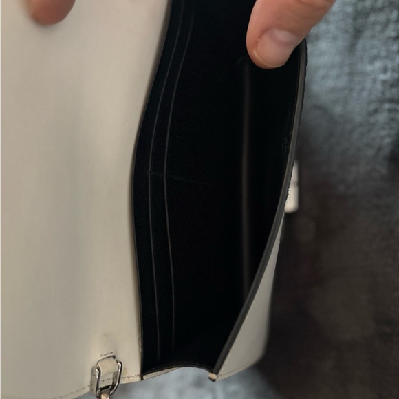 Prada Elektra Wallet on Chain Excellent Condition- Authenticity 100% Guaranteed! - Picture 7 of 13